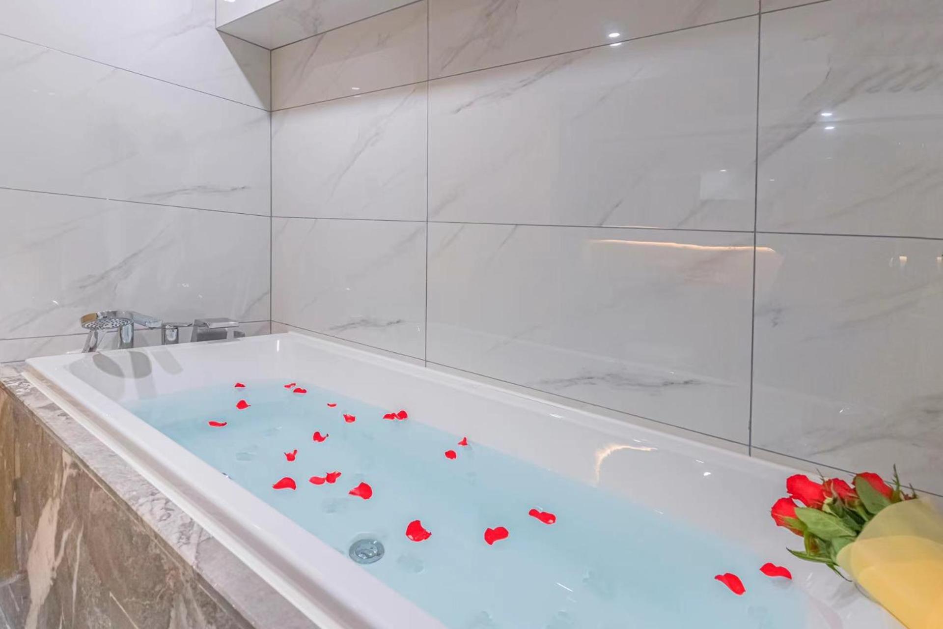Kunming Dianchi Mideel International Apartment - South Asian Style Fuhai Metro Εξωτερικό φωτογραφία